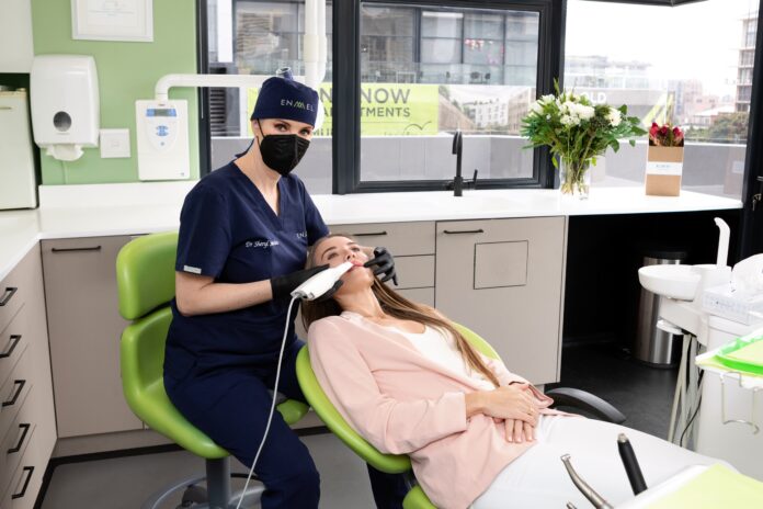 Rediscover your smile - natural and innovative tooth rejuvenation is here