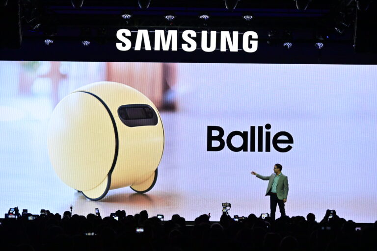 Samsung’s ‘AI for All’ Vision Unveiled at CES 2024